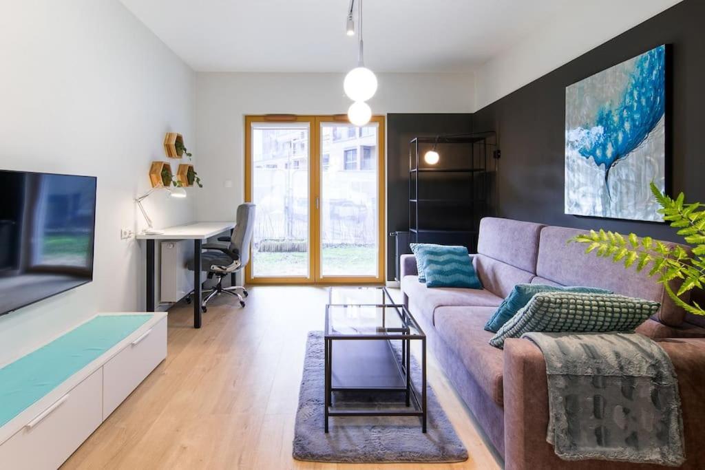 Modern Apt Next To Train Station Krasków Εξωτερικό φωτογραφία